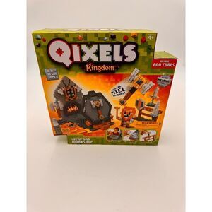 NWT QIXELS Kid's 800 Metallic Cubes Kingdom Weapons Workshop Building Set Toy